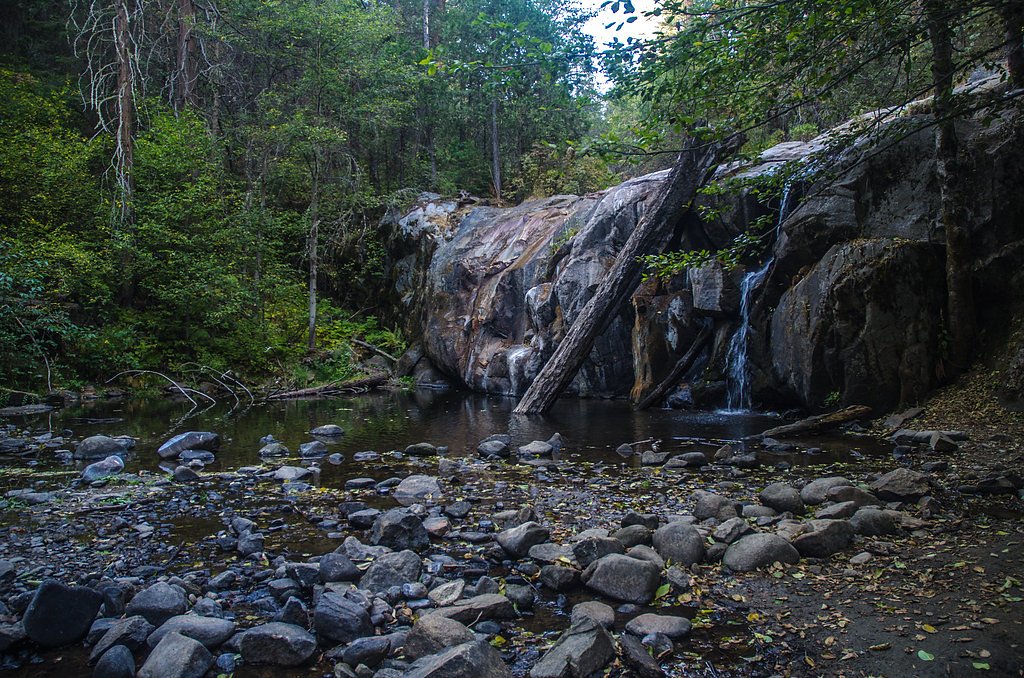 Red Rock Falls waterfall