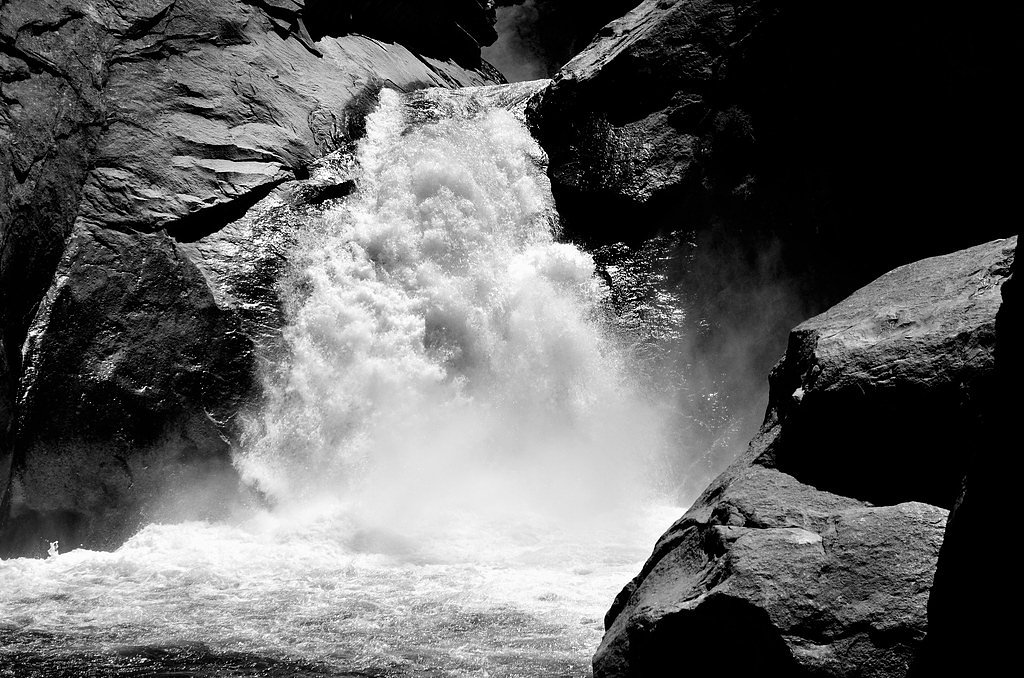 Roaring River Falls waterfall