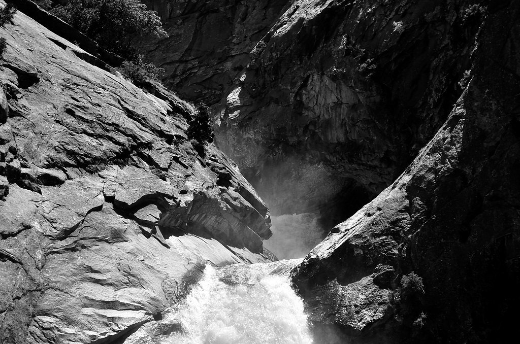 Roaring River Falls waterfall