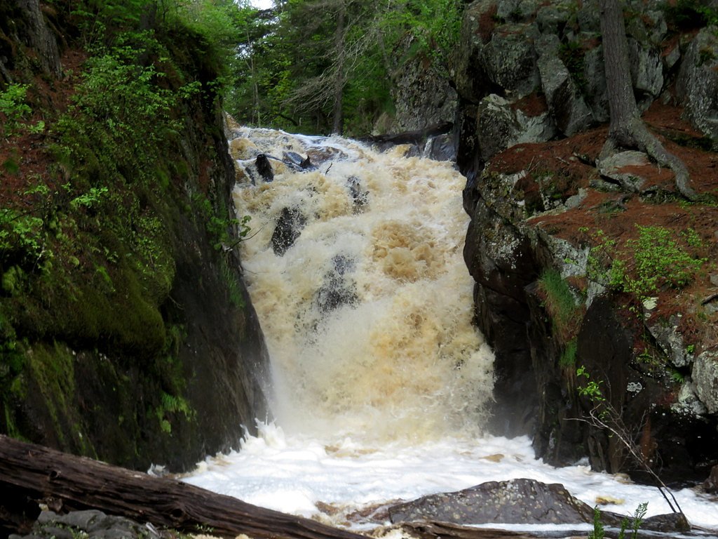 Root Beer Falls waterfall