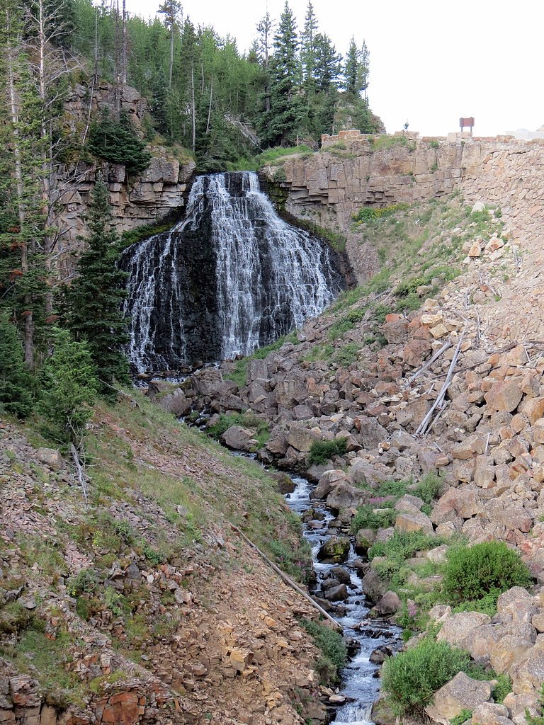 Rustic Falls waterfall