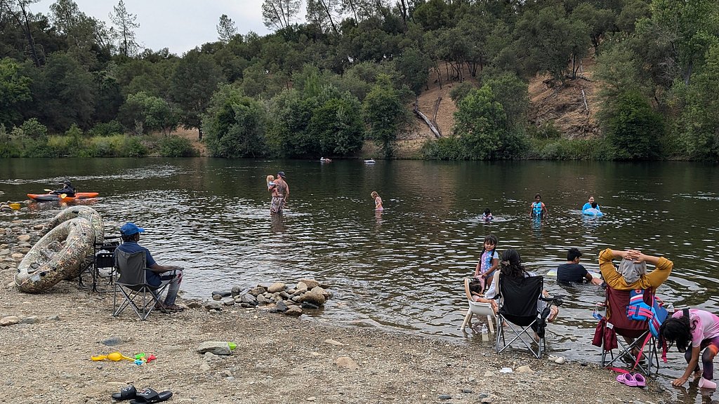 Salmon Falls (historical) waterfall