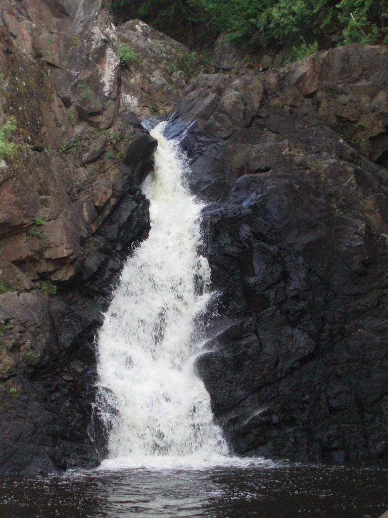 Saxon Falls waterfall