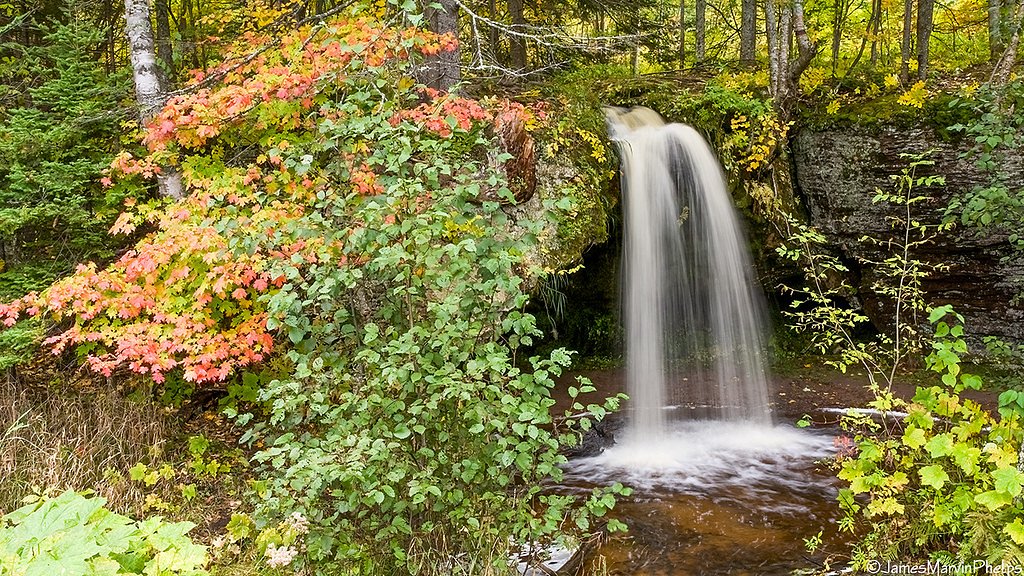 Scott Falls waterfall