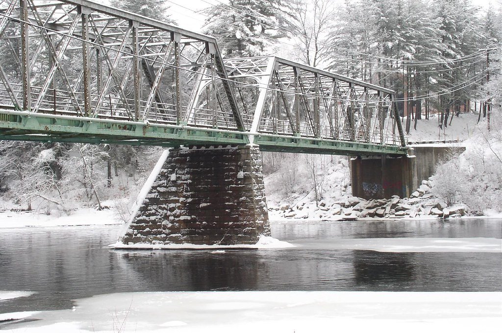 Sewalls Falls waterfall