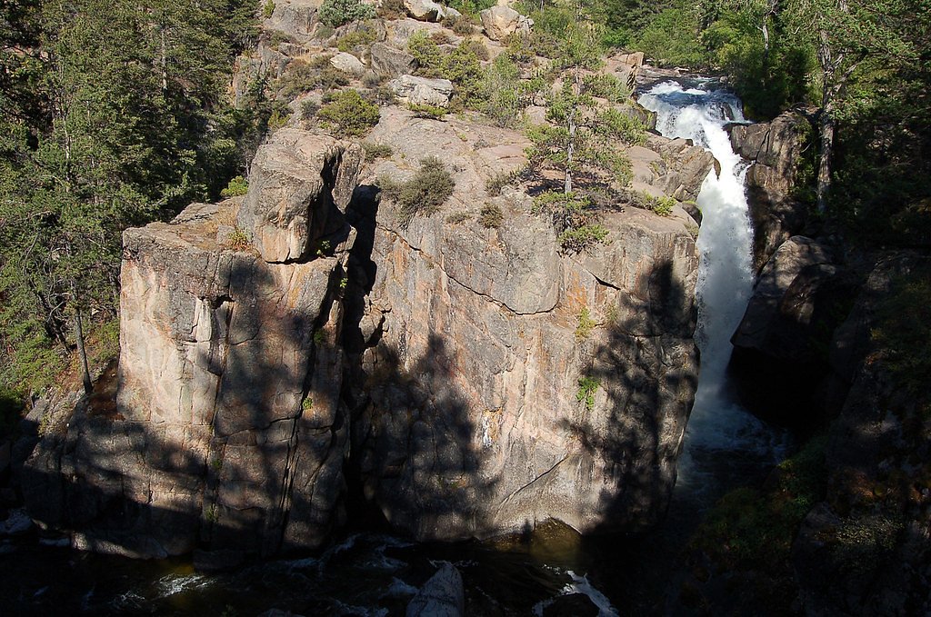Shell Falls waterfall