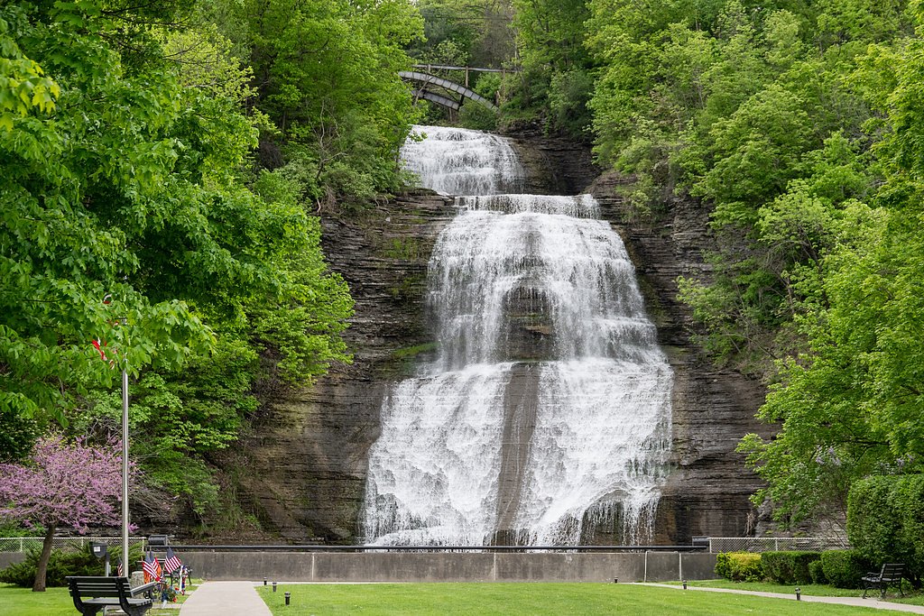 Shequaga Falls waterfall