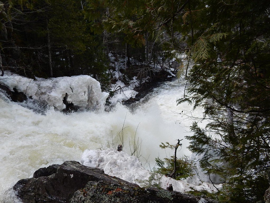 Shin Falls waterfall