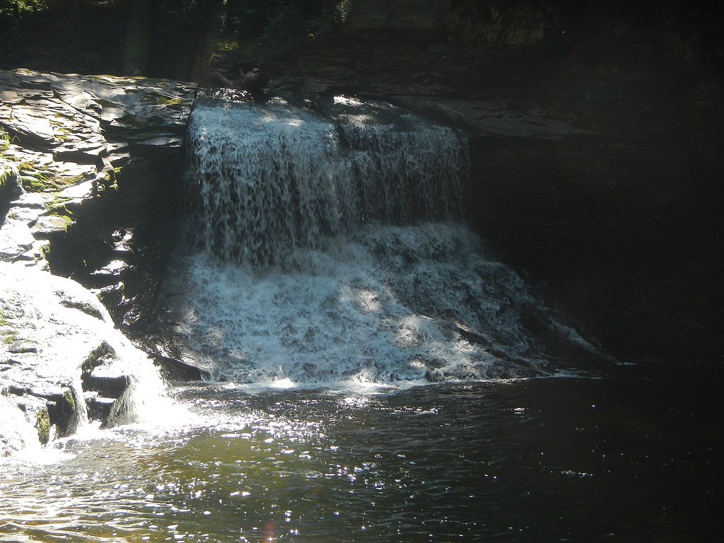 Shining Cloud Falls waterfall