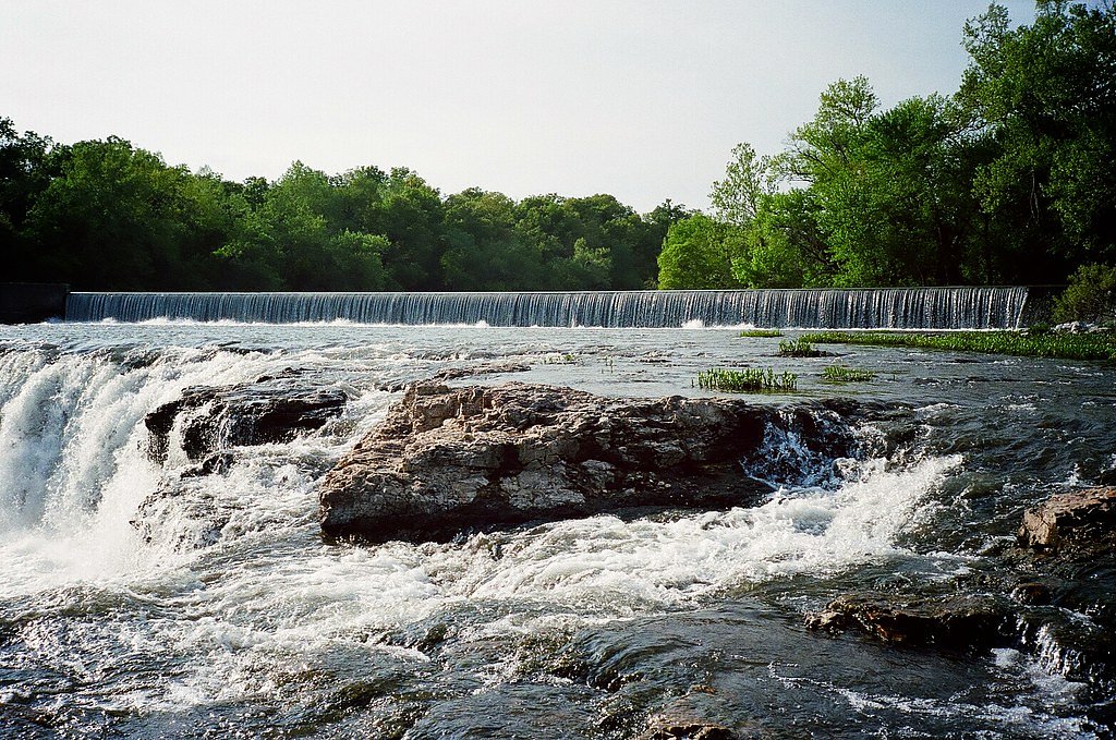 Shoal Creek Falls waterfall