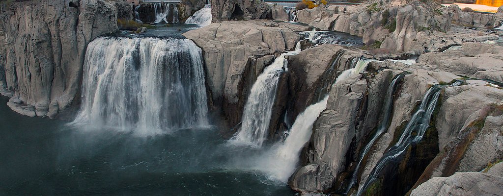 Shoshone Falls waterfall