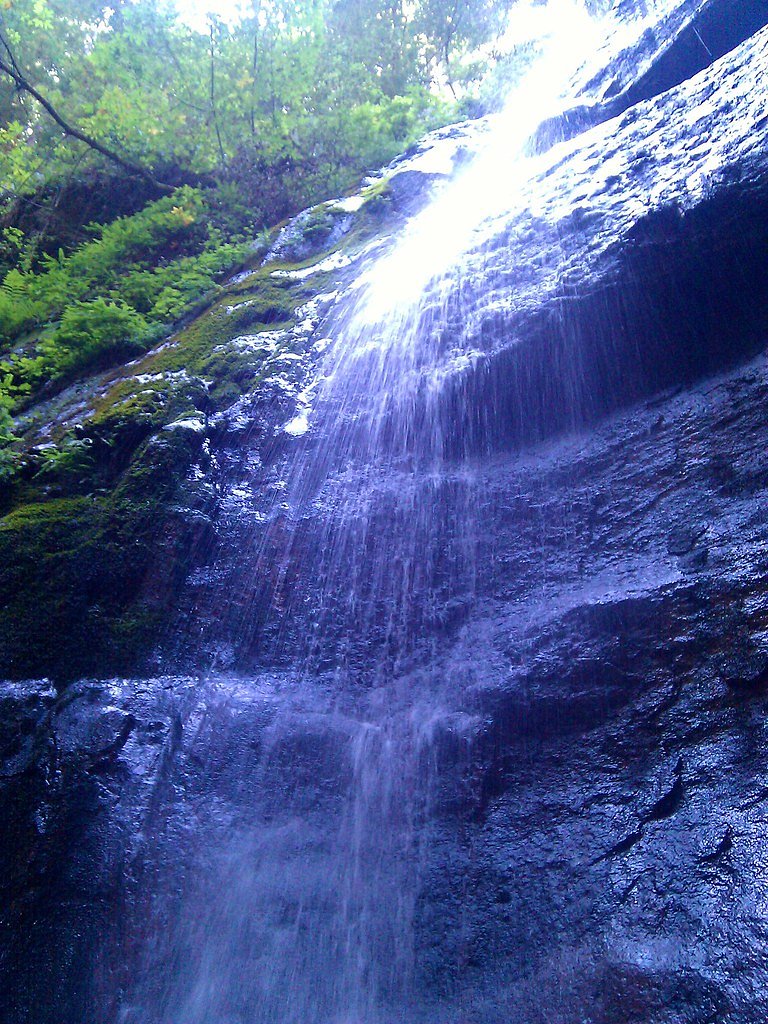 Silver Falls waterfall