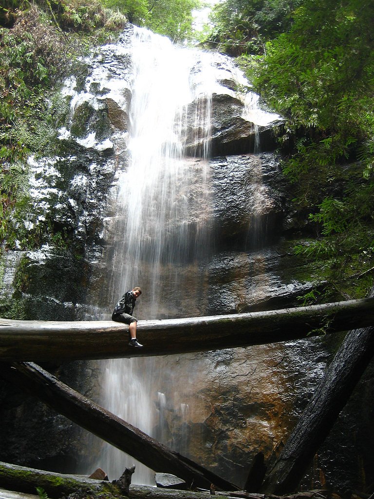 Silver Falls waterfall