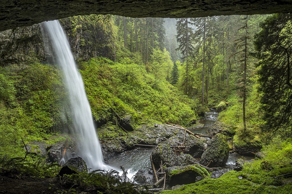 Silver Falls waterfall