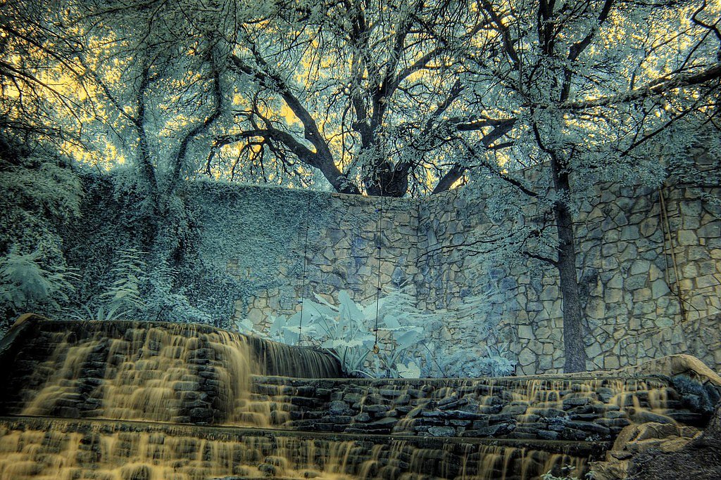 Silver Falls waterfall