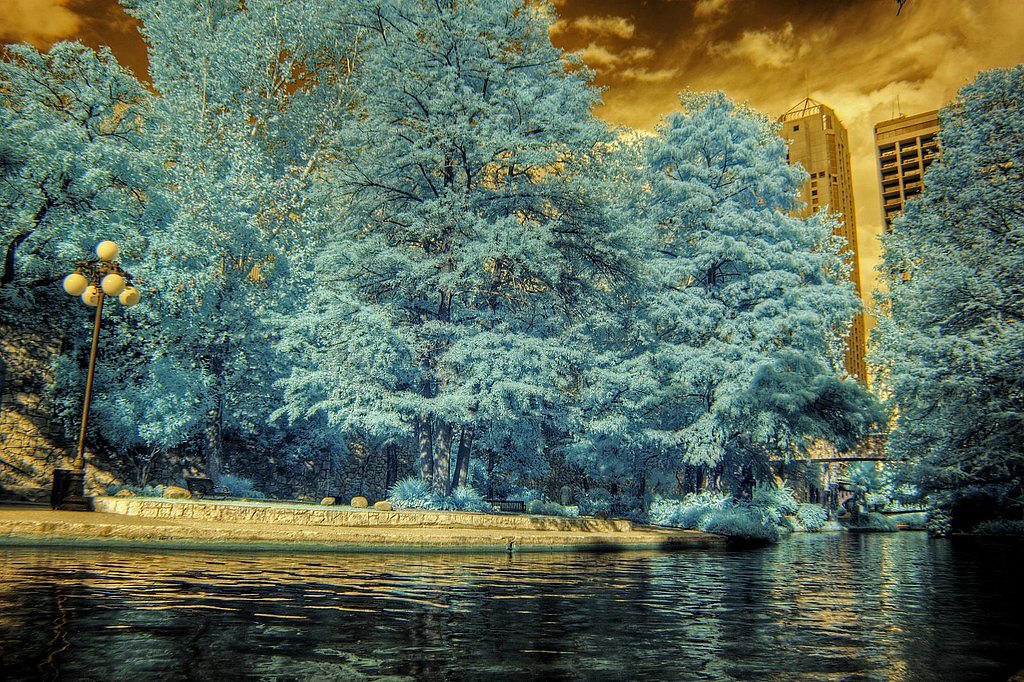 Silver Falls waterfall