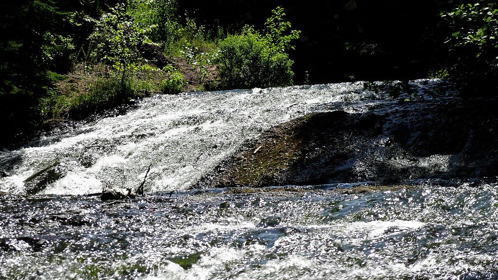 Silver River Falls waterfall