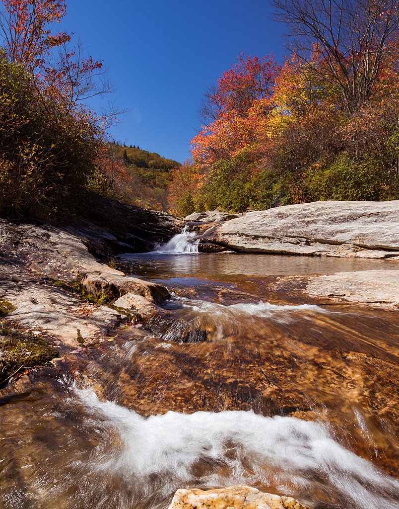 Yellowstone Falls waterfall