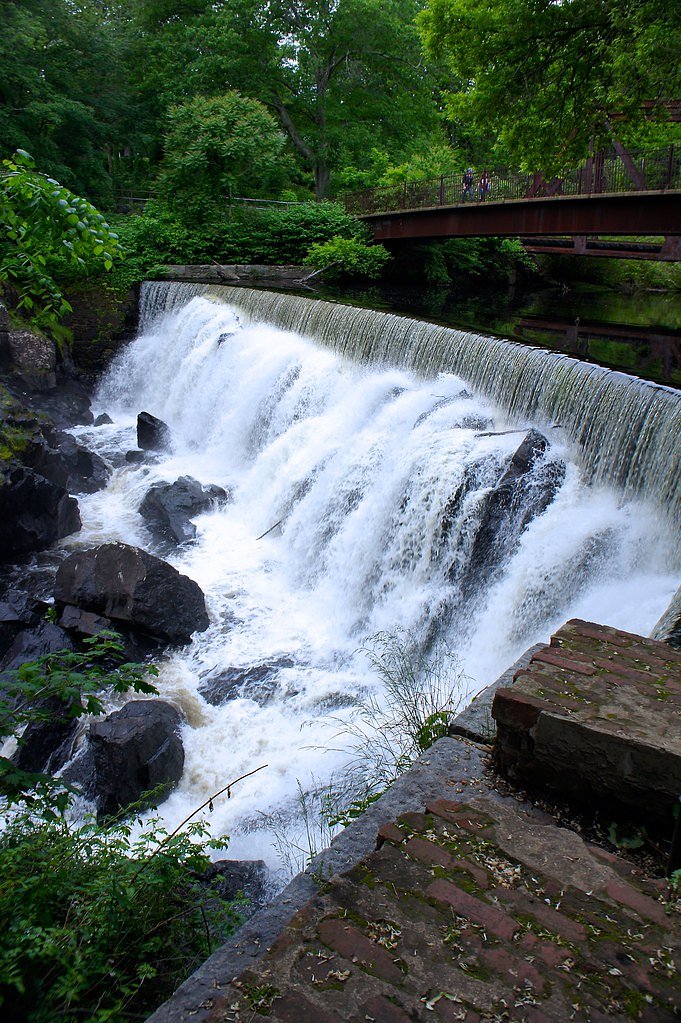 Yantic Falls waterfall