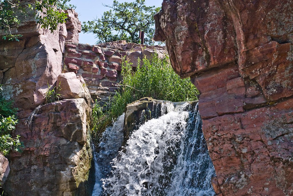 Winnewissa Falls waterfall