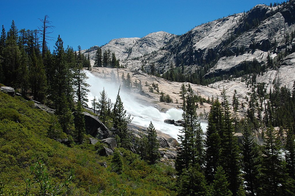 White Cascade waterfall