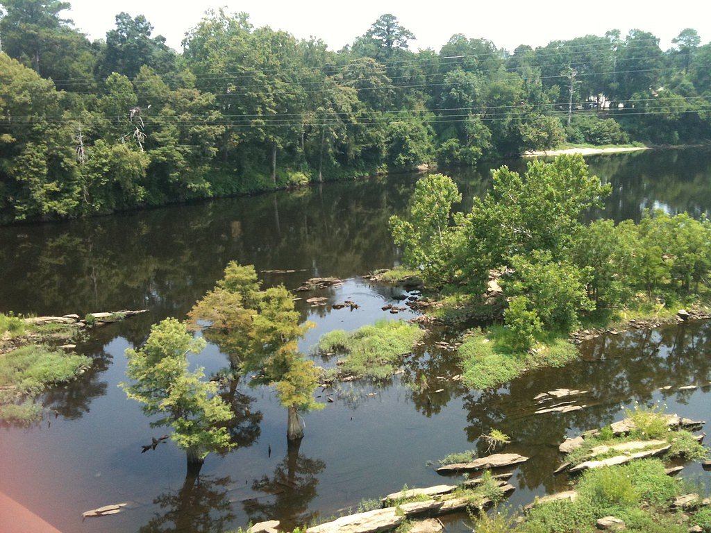 Wetumpka Falls waterfall