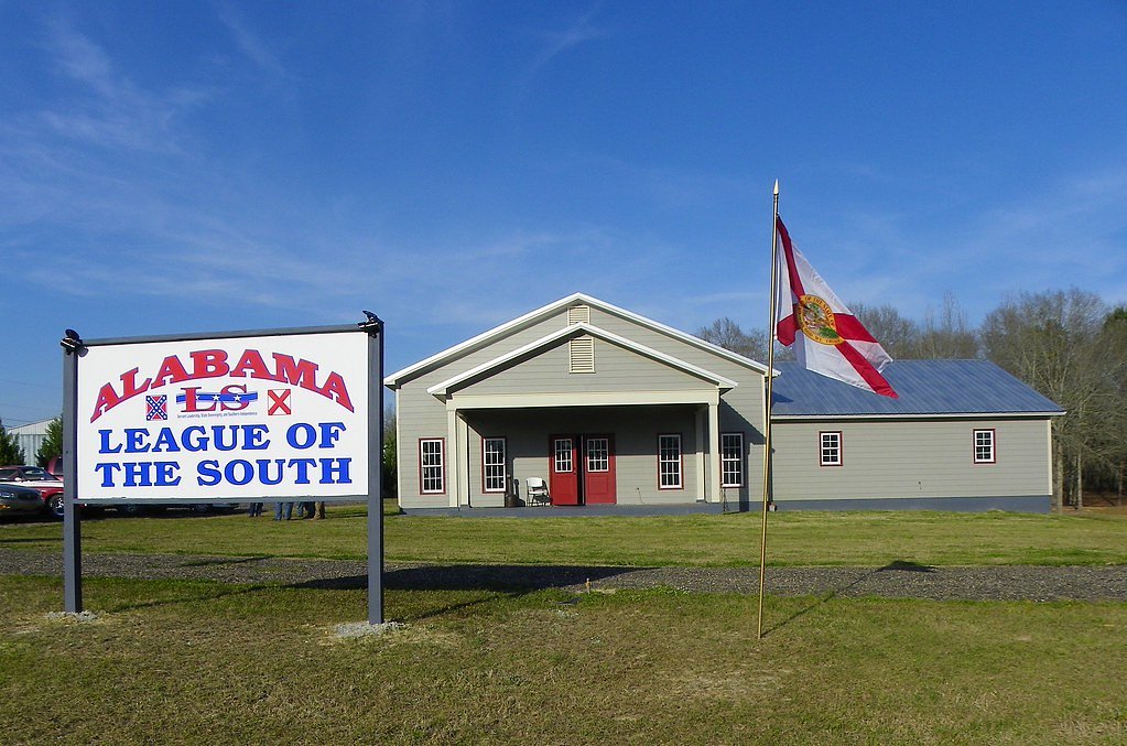 Wetumpka Falls waterfall