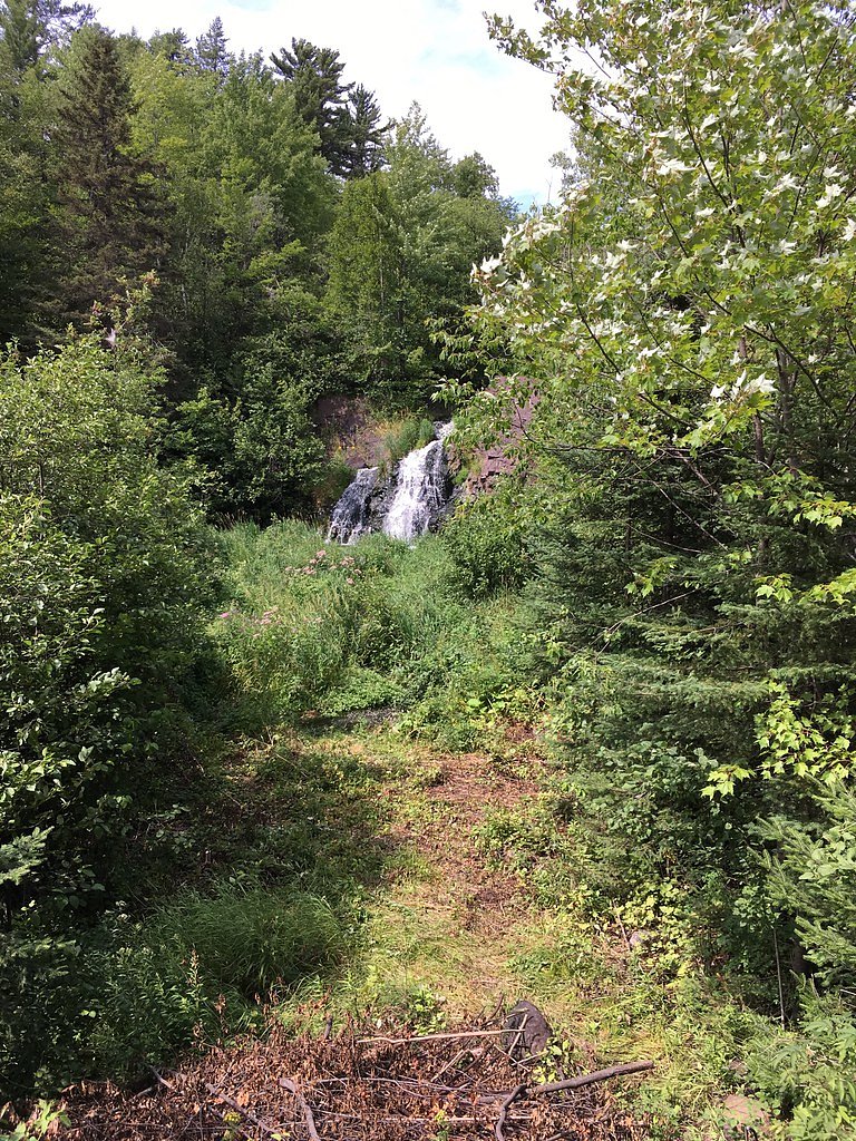 Warner Falls waterfall