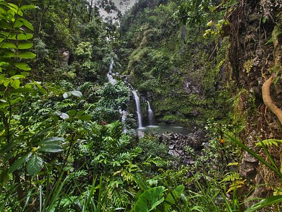 Waikani Falls