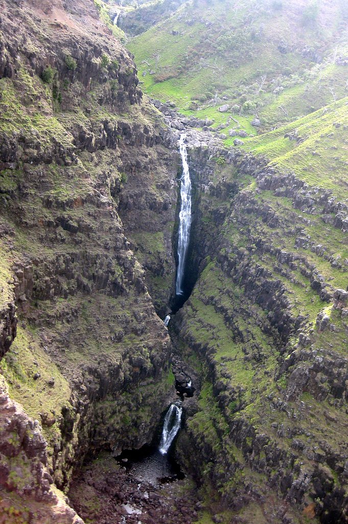Waialae Falls waterfall