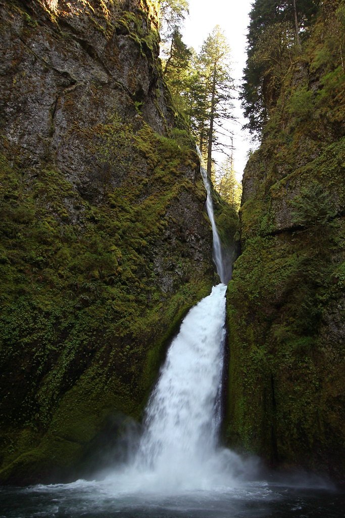 Wahclella Falls waterfall