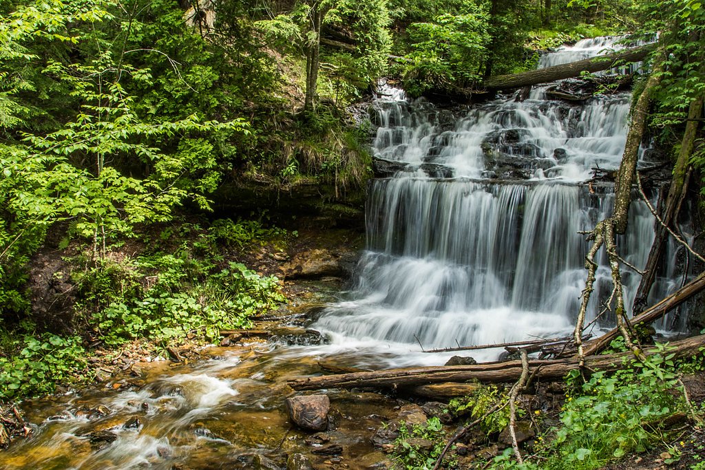 Wagner Falls waterfall