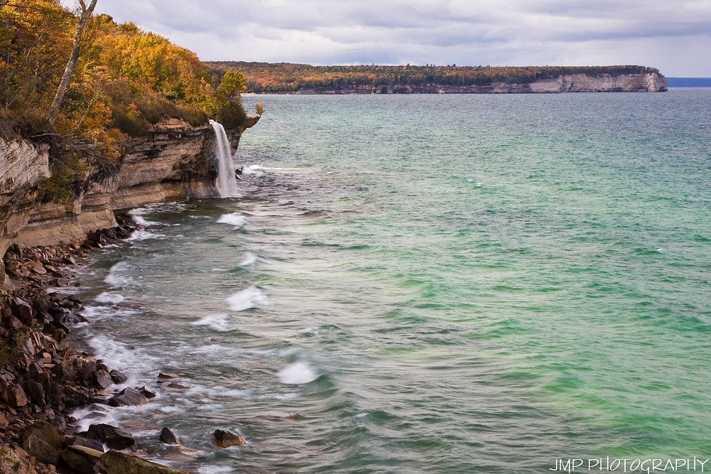 Vista Falls waterfall
