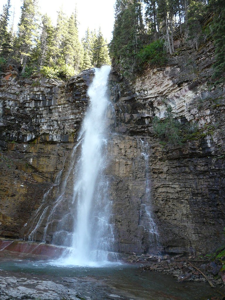 Virginia Falls waterfall