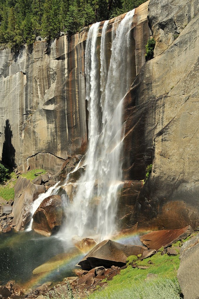 Vernal Fall waterfall