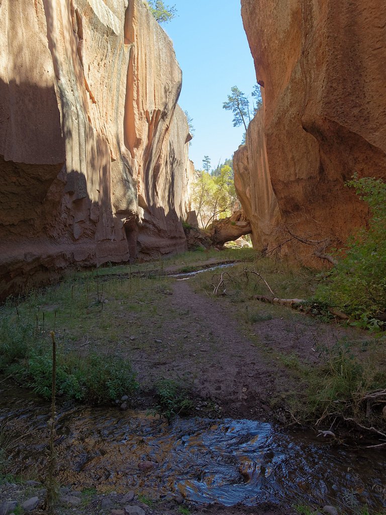 Upper Frijoles Falls waterfall