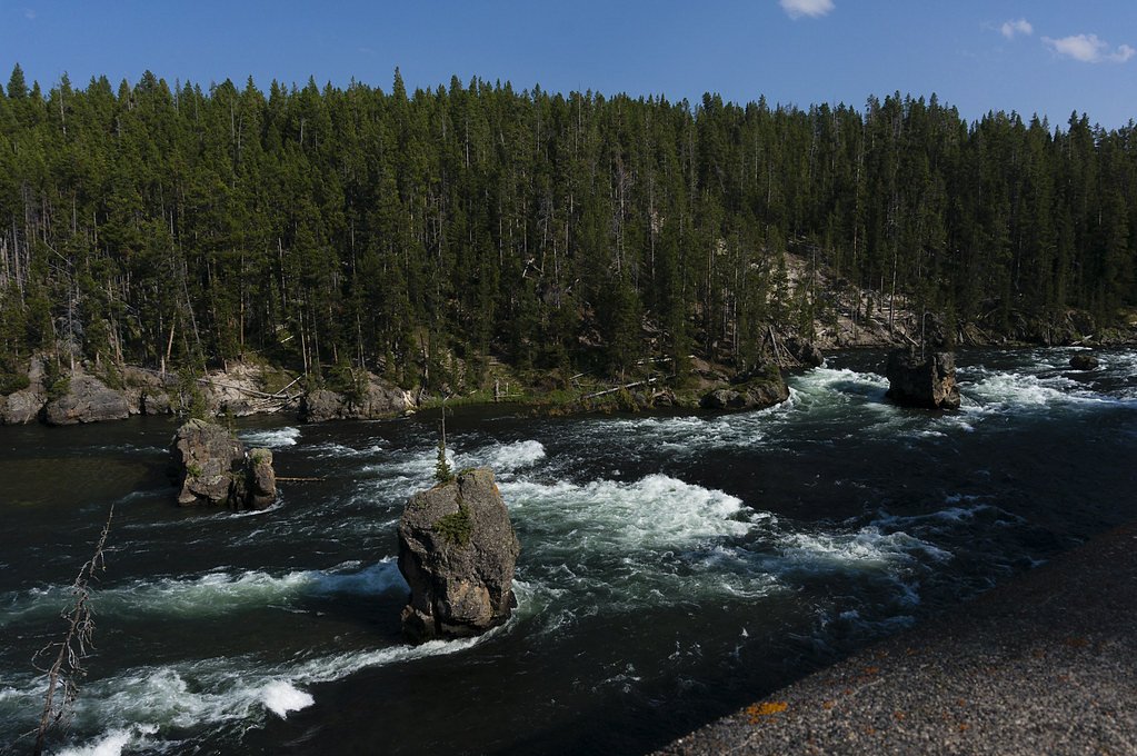 Upper Falls of the Yellowstone River waterfall
