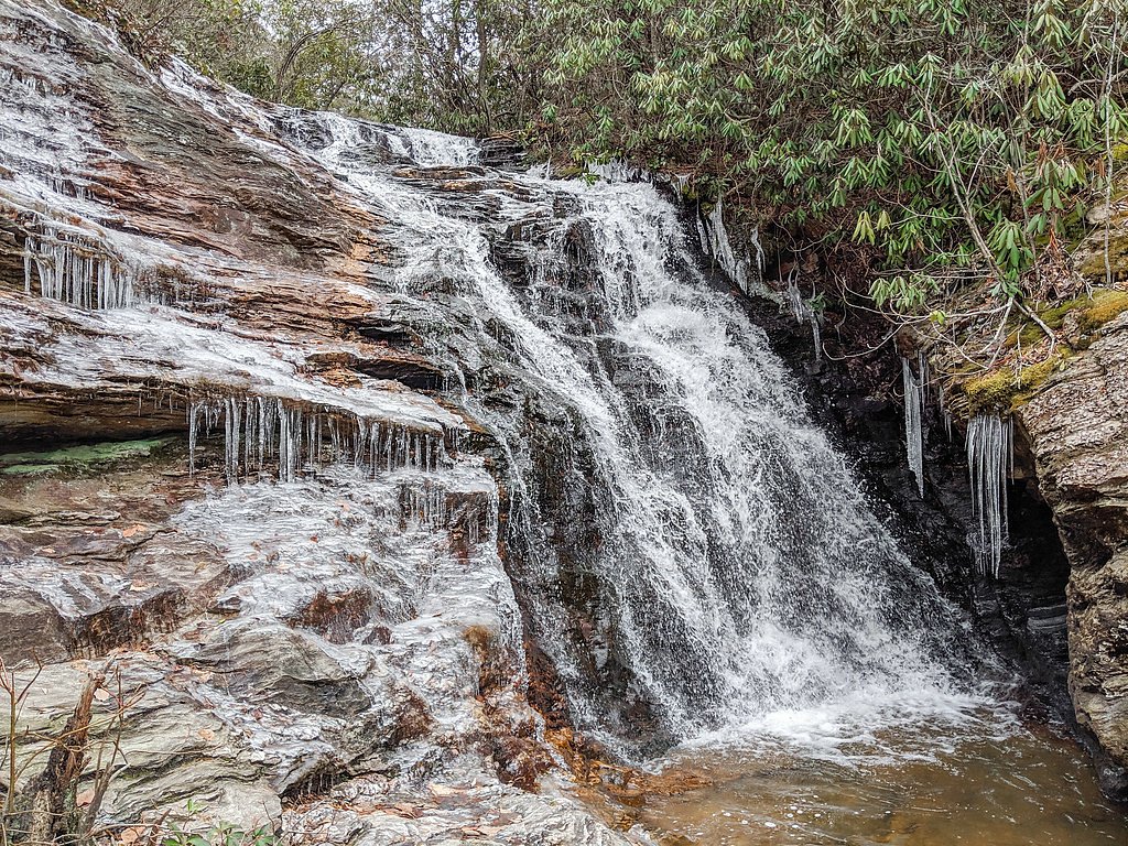 Upper Cascade Falls waterfall