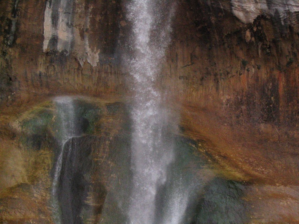Upper Calf Creek Falls waterfall