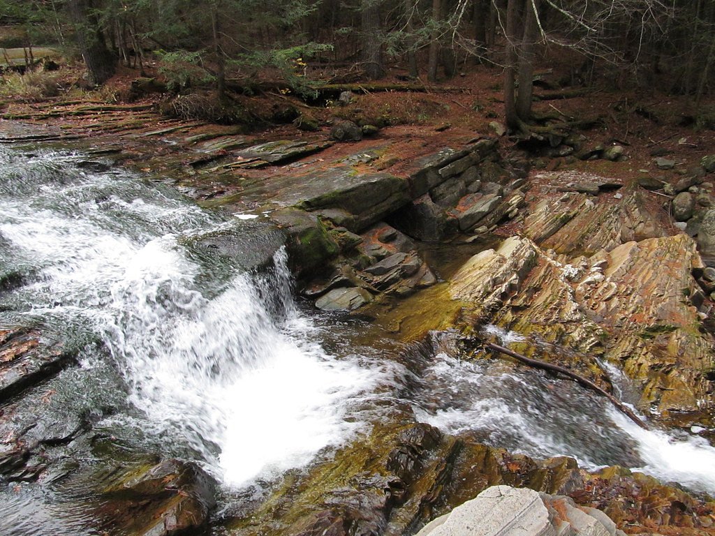 Umpachene Falls waterfall