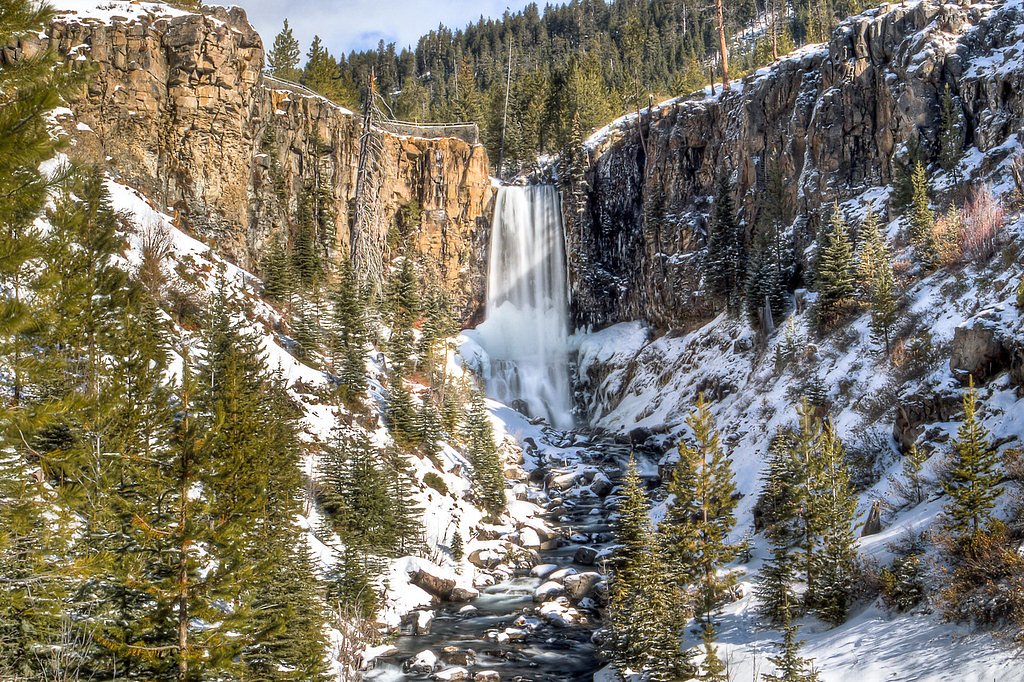 Tumalo Falls waterfall
