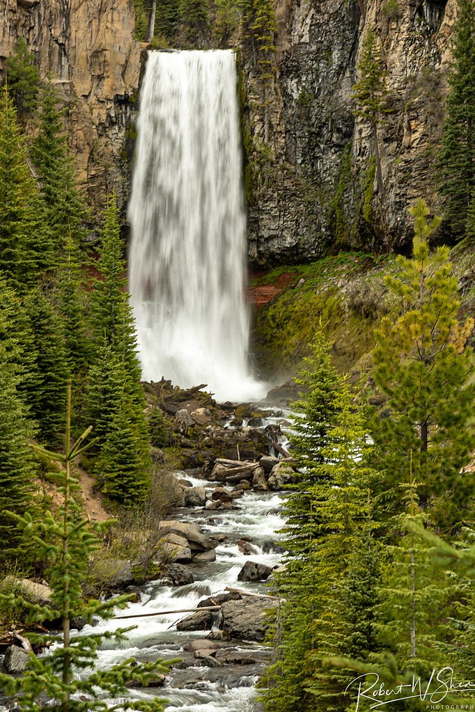 Tumalo Falls waterfall