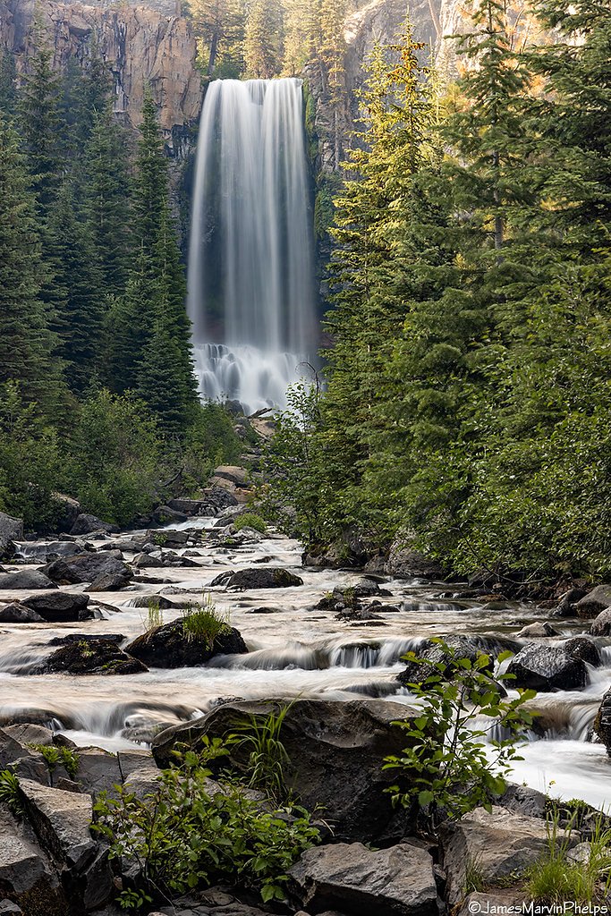 Tumalo Falls waterfall