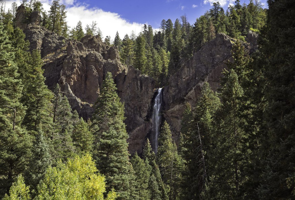 Treasure Falls waterfall