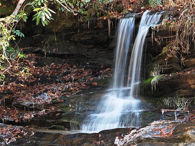 Toms Falls