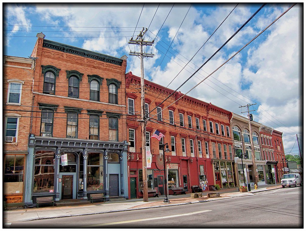 Tompkins Falls waterfall