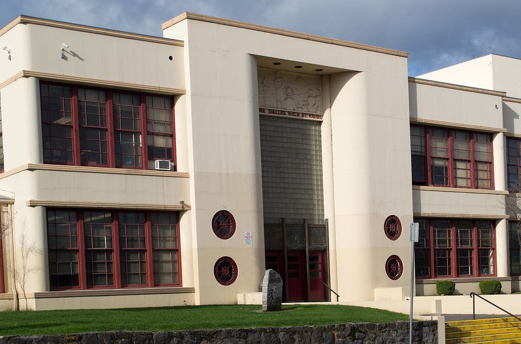 The Dalles (historical) waterfall