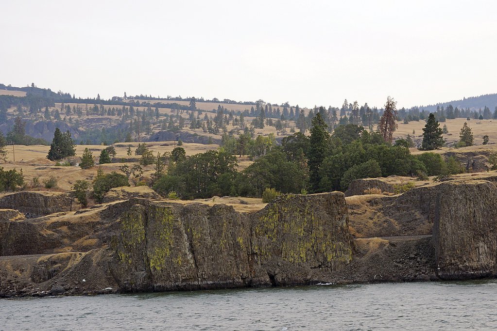 The Dalles (historical) waterfall