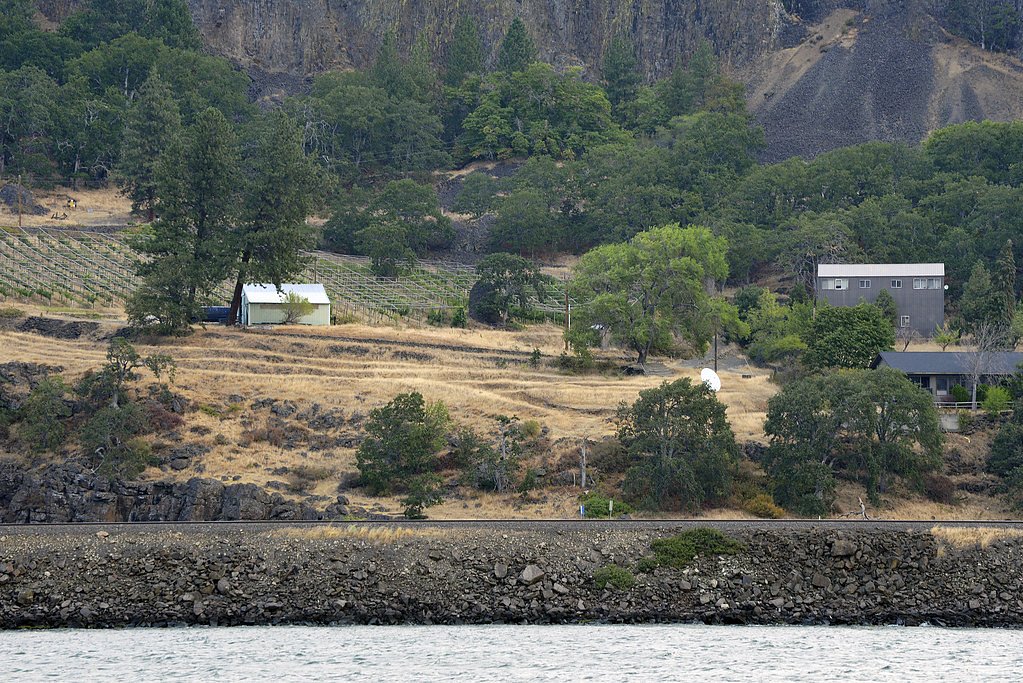 The Dalles (historical) waterfall