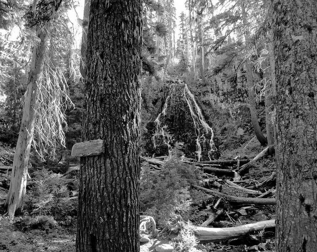 Stuart Falls waterfall